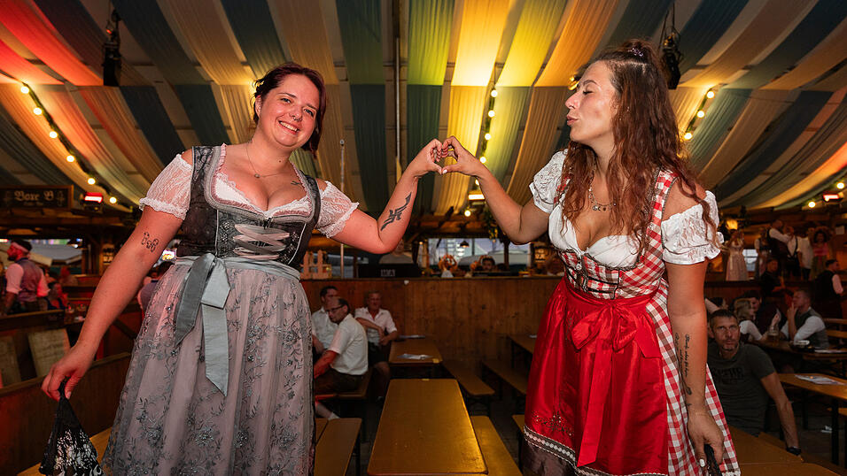 Die Partybilder vom Sonntag, 20. August 2023, aus dem Festzelt Wenisch. Die Partybilder vom Sonntag, 20. August 2023, aus dem Festzelt Wenisch.