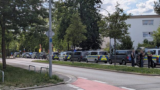 Die Polizeieinheiten werden stetig mehr. Die Polizeieinheiten werden stetig mehr.