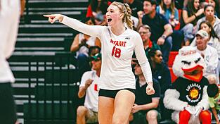 Internationale Erfahrung f&uuml;r NawaRo: Paula G&uuml;rsching hat an drei verschiedenen US-Universit&auml;ten gespielt. Nun verst&auml;rkt die 23-j&auml;hrige Au&szlig;enangreiferin den Kader der Straubinger.