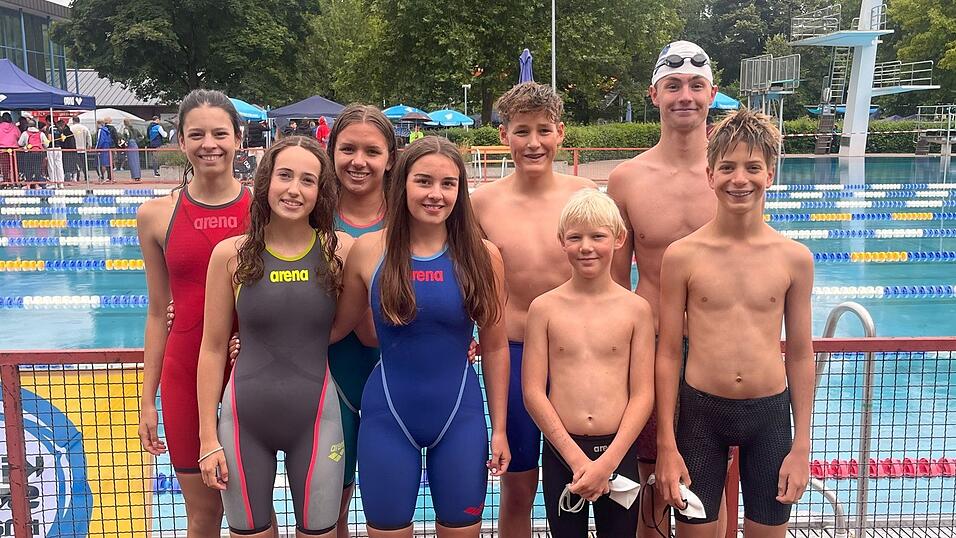 In der Mixed-Staffel starteten (v.l.) Laura Binder, Luisa Richter, Theresa Drasch, Paula Drasch, Jakob Würzinger, Benedikt Jantsch, Simon Würzinger und Quirin Binder. In der Mixed-Staffel starteten (v.l.) Laura Binder, Luisa Richter, Theresa Drasch, Paula Drasch, Jakob Würzinger, Benedikt Jantsch, Simon Würzinger und Quirin Binder.