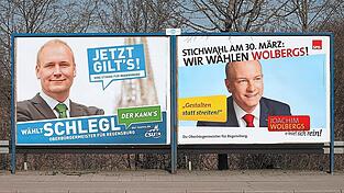 Kommunalwahlkampf 2014, aus dem Joachim Wolbergs in der Stichwahl mit 70 Prozent als klarer Gewinner als Oberbürgermeister hervorging. Im Juni 2016 begann die Staatsanwaltschaft dann mit den Ermittlungen gegen Wolbergs. Jetzt steht auch Schlegl vor Gericht. Kommunalwahlkampf 2014, aus dem Joachim Wolbergs in der Stichwahl mit 70 Prozent als klarer Gewinner als Oberbürgermeister hervorging. Im Juni 2016 begann die Staatsanwaltschaft dann mit den Ermittlungen gegen Wolbergs. Jetzt steht auch Schlegl vor Gericht.