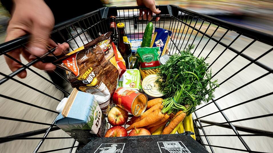 GLP-1-Medikamente helfen beim Abnehmen, indem sie den Appetit zügeln und das Sättigungsgefühl steigern. Wird nun weniger eingekauft? (Symbolbild) GLP-1-Medikamente helfen beim Abnehmen, indem sie den Appetit zügeln und das Sättigungsgefühl steigern. Wird nun weniger eingekauft? (Symbolbild)