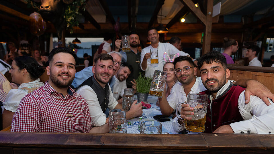 Die Partybilder vom Samstag, 12. August 2023, aus dem Festzelt Wenisch. Die Partybilder vom Samstag, 12. August 2023, aus dem Festzelt Wenisch.