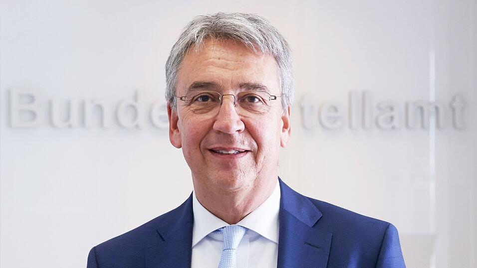 Andreas Mundt, Präsident des Bundeskartellamtes, geht davon aus, dass der Tankrabatt nicht vollständig bei den Verbrauchern ankam. (Archivbild) Andreas Mundt, Präsident des Bundeskartellamtes, geht davon aus, dass der Tankrabatt nicht vollständig bei den Verbrauchern ankam. (Archivbild)
