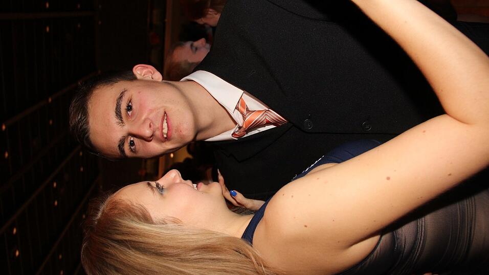 Die Bilder vom Abschlussball der Tanzschule Seidel in der Fraunhofer-Halle am 28. November. Die Bilder vom Abschlussball der Tanzschule Seidel in der Fraunhofer-Halle am 28. November.