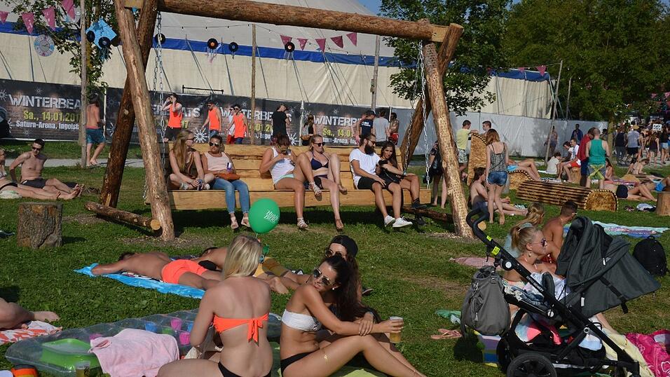 Gutes Wetter sorgte auch für gute Stimmung bei den Gästen bei Utopia Island.