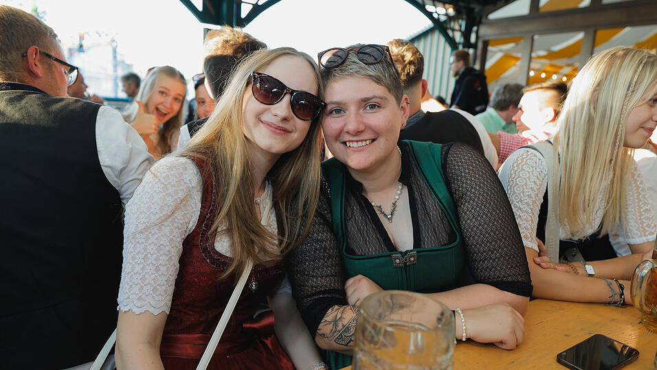 Die Partybilder vom Samstag, 10. August 2024, aus dem Festzelt Nothaft. Die Partybilder vom Samstag, 10. August 2024, aus dem Festzelt Nothaft.