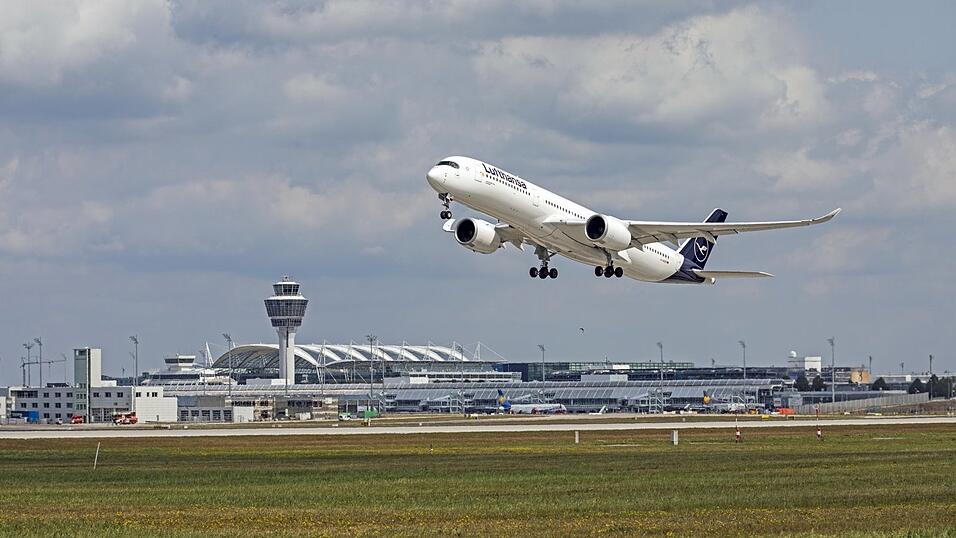Die Airlines fliegen wieder. Die Airlines fliegen wieder.