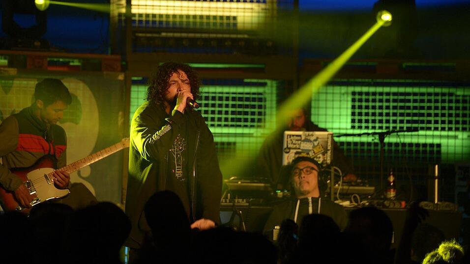 Rapmusik funktioniert auch mit einer Live-Band. Demograffics & Tribes of Jizu sind der Beweis daf&uuml;r.