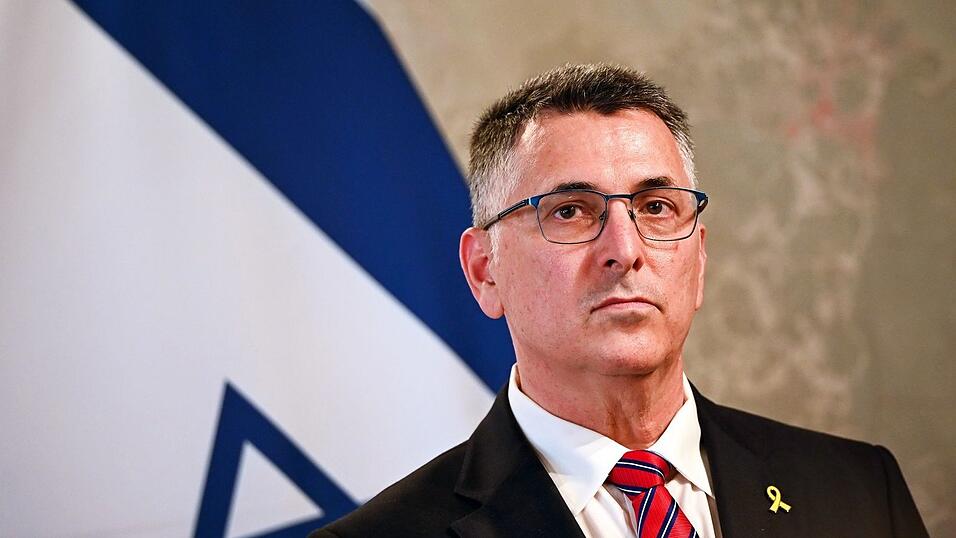 In einem Telefonat mit seinem französischen Kollegen wählt Israels Außenminister Gideon Saar deutliche Worte. (Archivbild) In einem Telefonat mit seinem französischen Kollegen wählt Israels Außenminister Gideon Saar deutliche Worte. (Archivbild)