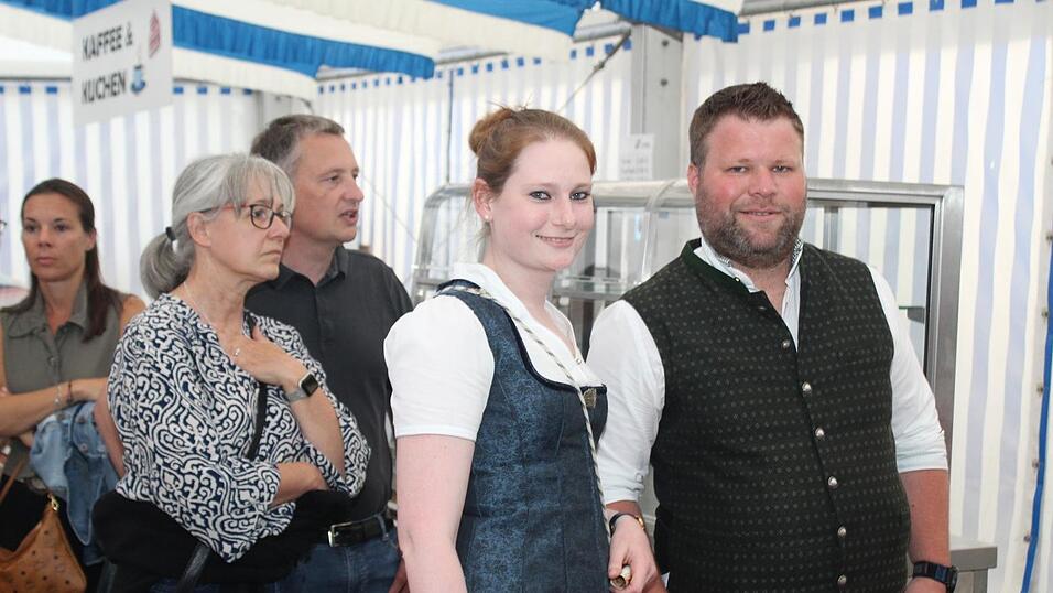 Zur Musik von Headless wurde ausgelassen gefeiert.