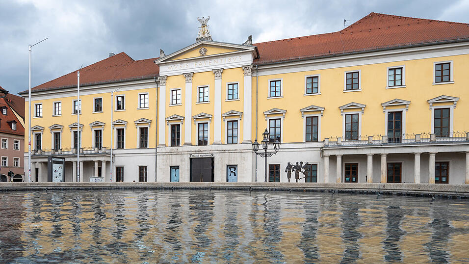 Das Theater Regensburg am Bismarckplatz wird bald Staatstheater. Nun steht auch der Termin fest.