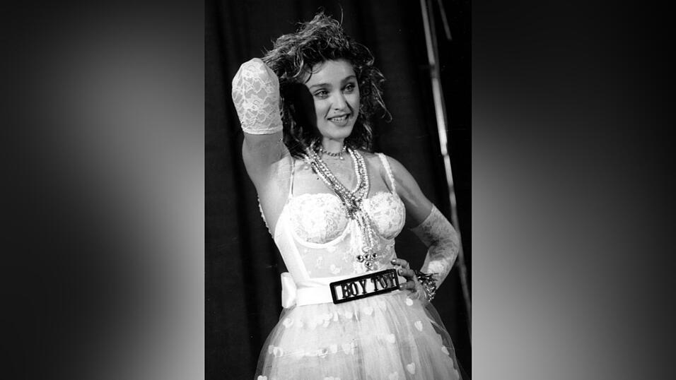 Ihr Auftritt bei den MTV Music Awards 1983 machte sie quasi &uuml;ber Nacht zum Weltstar.