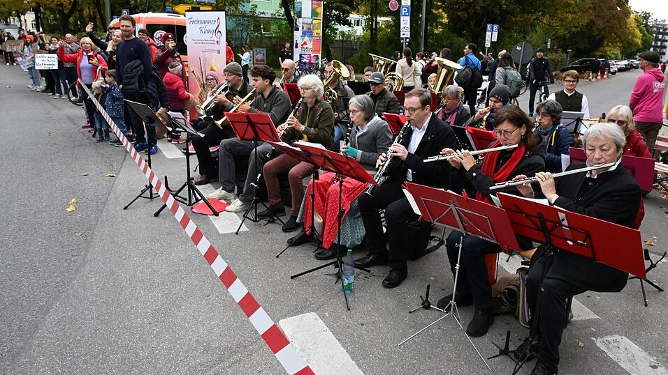 Auch für musikalische Begleitung war gesorgt.