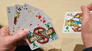 Die Buben sind beim „Grand“ die einzigen Trümpfe. Das hat das Spiel mit dem „Wenz“ beim Schafkopf gemeinsam.