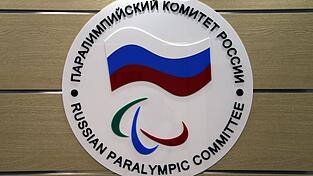 Russlands Behindertensportler dürfen bei den Paralympics in Mailand wohl unter eigener Flagge starten.