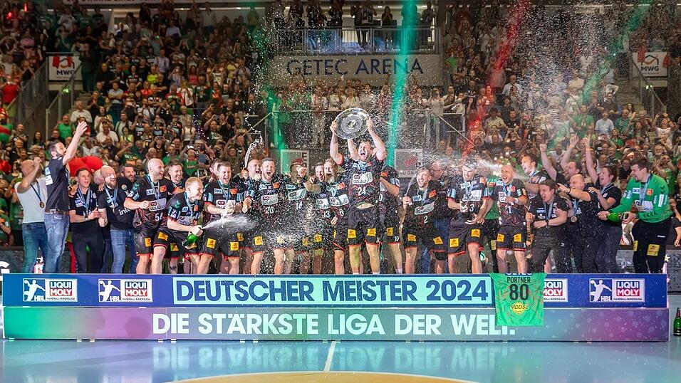 Der SC Magdeburg m&ouml;chte wie 2024 den Meistertitel feiern. (Archivbild)
