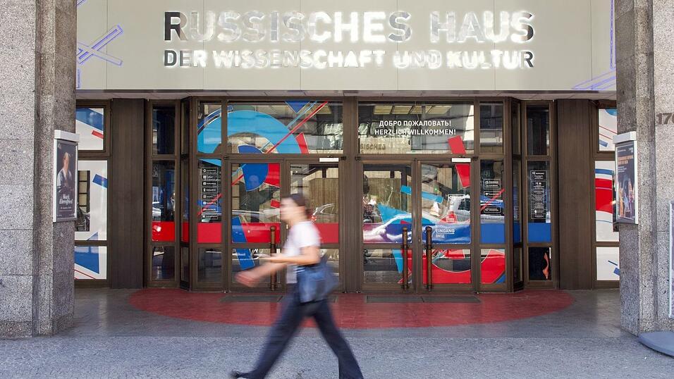 Deutschland könnte bis Dezember den Ausstieg aus einem Kulturabkommen mit Russland erklären. Deutschland könnte bis Dezember den Ausstieg aus einem Kulturabkommen mit Russland erklären.
