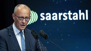 Bundeskanzler Merz bekennt sich zur Stahlerzeugung in Deutschland.