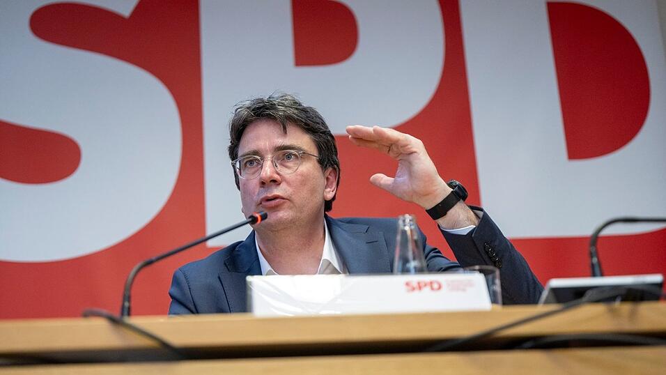 SPD-Politiker Florian von Brunn findet die geplanten Änderungen beim Bürgergeld nicht gut. (Archivbild)