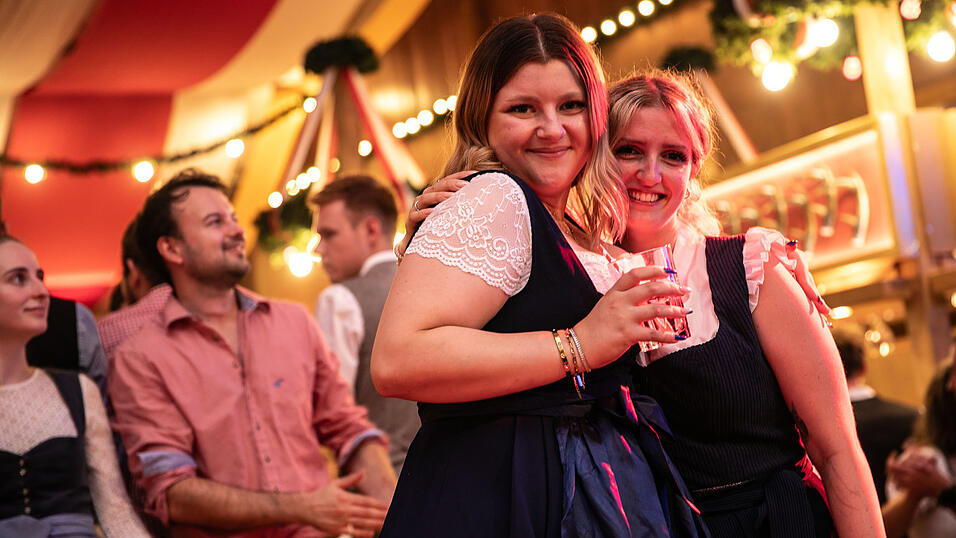 Die Partybilder vom Samstag, 16. August, aus dem Festzelt Krönner. Die Partybilder vom Samstag, 16. August, aus dem Festzelt Krönner.
