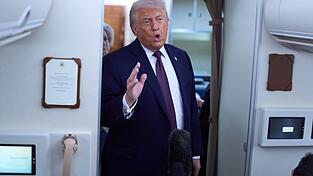 Abflug - doch wohin will US-Pr&auml;sident Donald Trump eigentlich mit seiner Au&szlig;enpolitik?