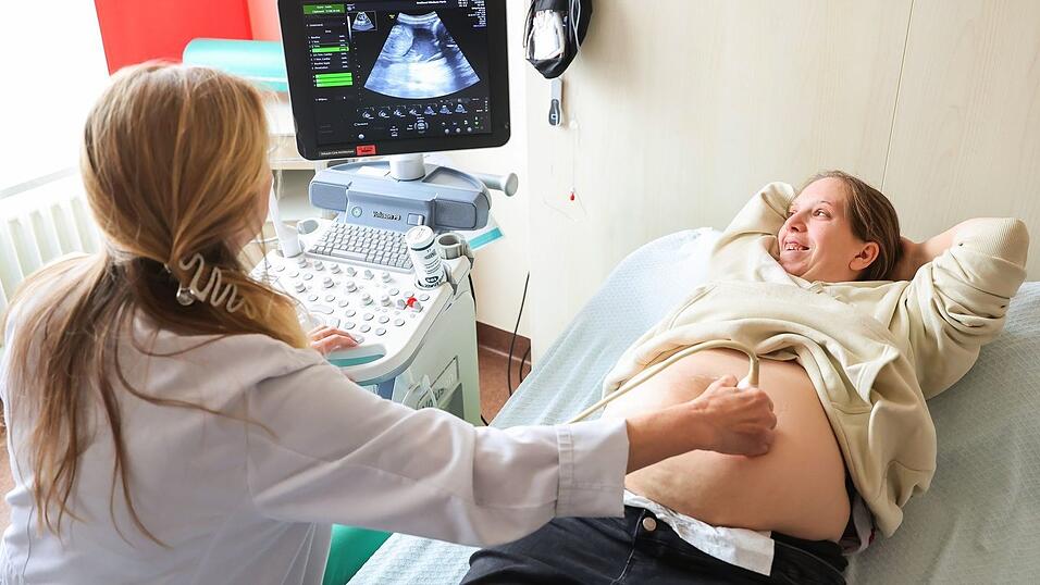 Jasmin Schmidt sagt, dass sie sich schon immer viele Kinder gew&uuml;nscht hat.