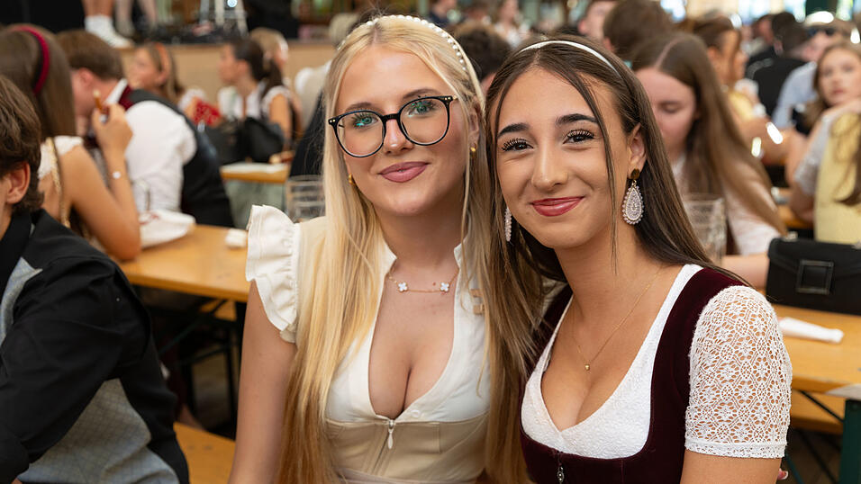 Die Partybilder vom Dienstag, 11. August, aus dem Festzelt Nothaft.