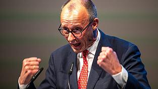 Beim Politischen Aschermittwoch in Trier gab sich Merz k&auml;mpferisch.