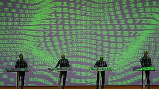 Der Rechtsstreit zwischen den Elektropop-Pionieren von Kraftwerk und Musikproduzent Moses Pelham besch&auml;ftigt die Gerichte seit mehr als 20 Jahren. (Archivbild)