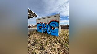 Der 'Kasten' in Richtung Flugplatz Wallmühle ist offenbar 'EHC'-Gebiet. Der 'Kasten' in Richtung Flugplatz Wallmühle ist offenbar 'EHC'-Gebiet.