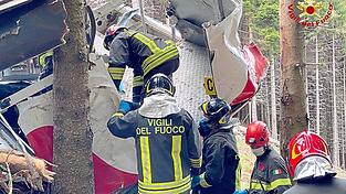 Nach dem tragischen Absturz der Gondel bleibt die Frage nach dem Warum.