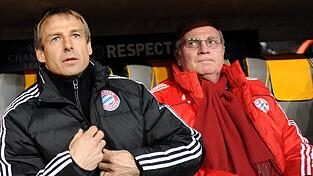 Die Trennung von Trainer Klinsmann (l) erfolgte im Jahr 2009 vorzeitig. (Archivbild) Die Trennung von Trainer Klinsmann (l) erfolgte im Jahr 2009 vorzeitig. (Archivbild)