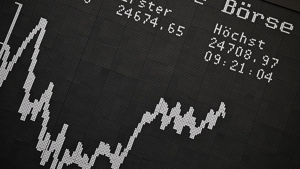 Binnen eines Jahres ist die Zahl der Aktionäre in Deutschland um fast zwei Millionen gestiegen. (Archivbild) Binnen eines Jahres ist die Zahl der Aktionäre in Deutschland um fast zwei Millionen gestiegen. (Archivbild)