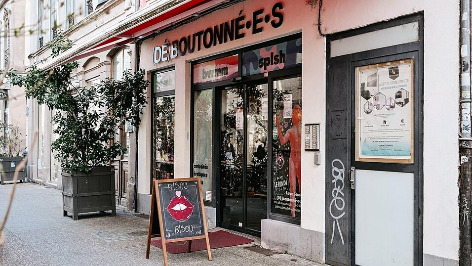 (Dé)boutonné•e•s ist laut Mitgründerin Adèle Roy das erste offizielle Geschäft für gebrauchtes Sexspielzeug in Frankreich.