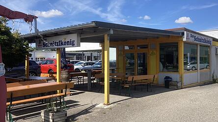 &bdquo;Der Abschied f&auml;llt uns nicht leicht&ldquo;: Der Traditionsimbiss &bdquo;Schnitzlk&ouml;nig&ldquo; in Straubing wird in K&uuml;rze f&uuml;r immer schlie&szlig;en.
