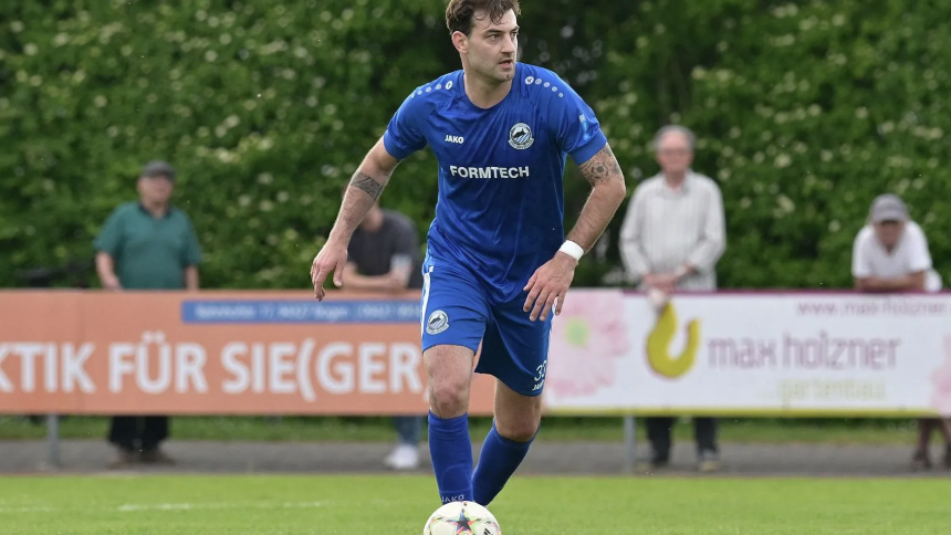 Max Bachl-Staudinger übernimmt beim TSV Bogen ein reines Amt als Linientrainer und soll gemeinsam mit Co-Trainer Michael Schuß neue Impulse für den Klassenerhalt in der Landesliga setzen. Max Bachl-Staudinger übernimmt beim TSV Bogen ein reines Amt als Linientrainer und soll gemeinsam mit Co-Trainer Michael Schuß neue Impulse für den Klassenerhalt in der Landesliga setzen.