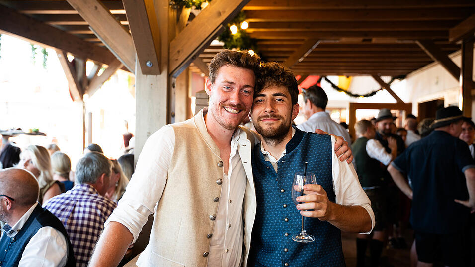 Die Partybilder vom Freitag, 14. August, aus dem Festzelt Krönner. Die Partybilder vom Freitag, 14. August, aus dem Festzelt Krönner.