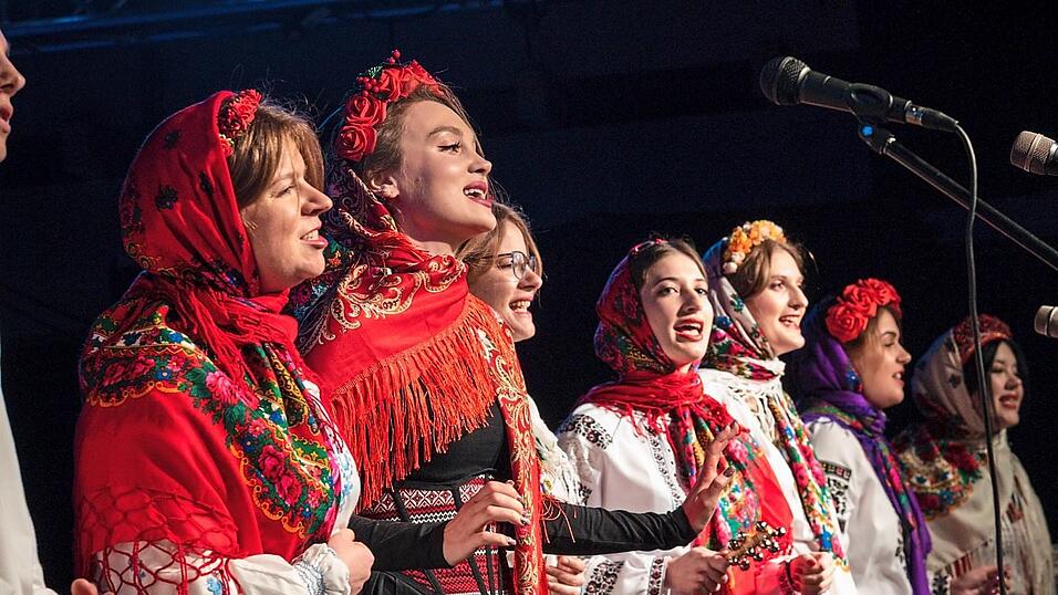 Das ukrainische Weihnachtskonzert im Donaueinkaufszentrum im vergangenen Jahr kam sehr gut an.