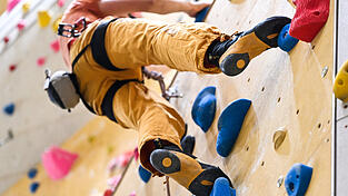 Der Vorfall ereignete sich in einer Straubinger Kletterhalle. (Symbolbild) Der Vorfall ereignete sich in einer Straubinger Kletterhalle. (Symbolbild)