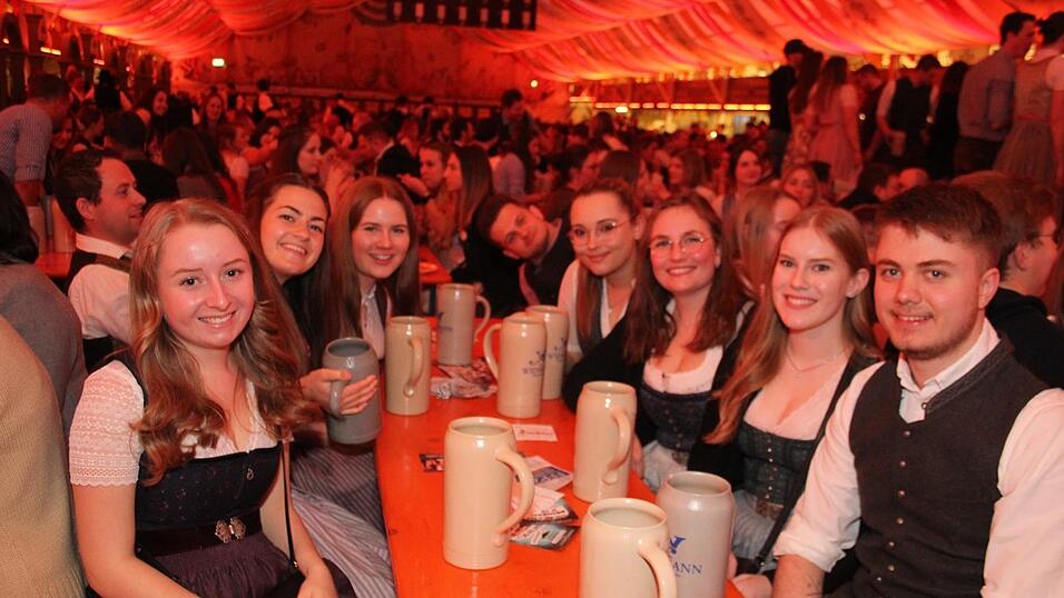 Die sch&ouml;nsten Bilder vom 21. Starkbierfest in Landshut.