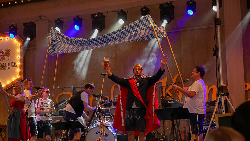 Die Partybilder vom Freitag, 12. August 2022, aus dem Festzelt Krönner.