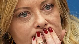 Italiens rechte Ministerpräsidentin Giorgia Meloni ist mit der Justiz nicht zufrieden. (Archivbild) Italiens rechte Ministerpräsidentin Giorgia Meloni ist mit der Justiz nicht zufrieden. (Archivbild)