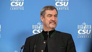 Markus S&ouml;der (CSU), Ministerpr&auml;sident von Bayern, ist weit davon entfernt, wie ehemals die Kolonialm&auml;chte, neue L&auml;ndergrenzen auf der Landkarte mit Lineal festzulegen.