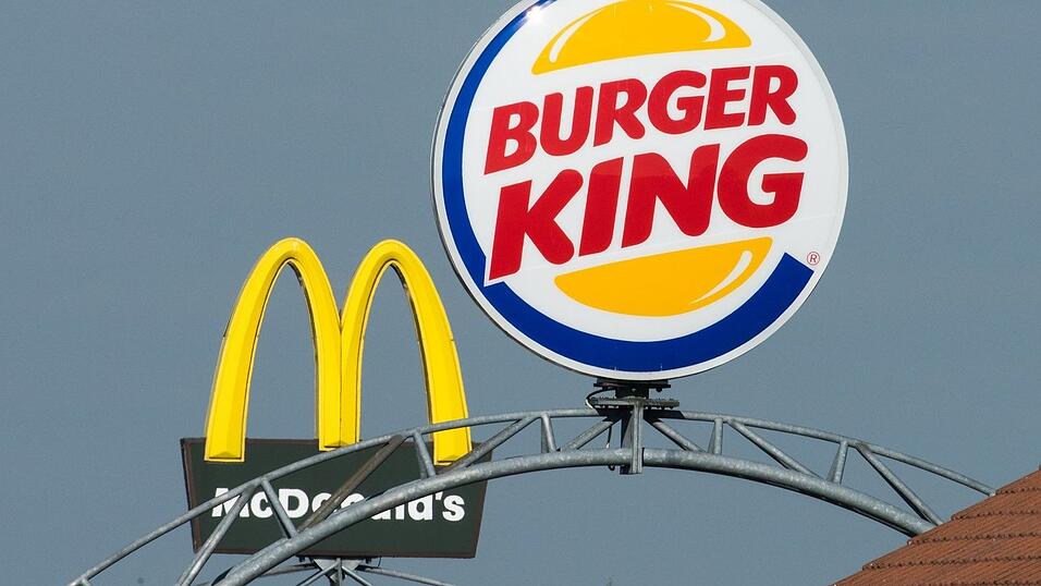 In der Systemgastronomie gibt es eine Einigung auf deutliche Lohnerhöhungen. (Archivbild)