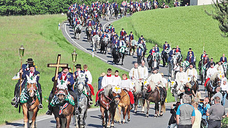 Der Pfingstritt in Bad Kötzting (Landkreis Cham) geht auf ein Gelöbnis aus dem Jahr 1412 zurück.