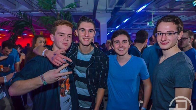 Gleich bei der Eröffnung platzte die neue Diskothek Peggy P. aus allen Nähten. Gleich bei der Eröffnung platzte die neue Diskothek Peggy P. aus allen Nähten.