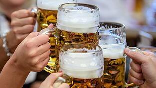Bier wird in Deutschland seltener getrunken.
