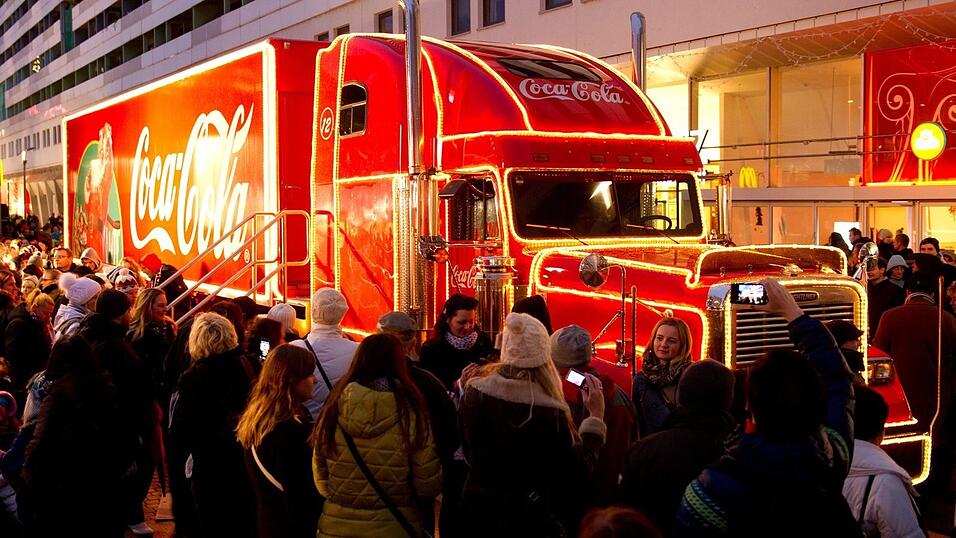 Der Coca-Cola-Truck wird nach Straubing kommen. Letzte offene Fragen wurden am Donnerstag geklärt. Der Coca-Cola-Truck wird nach Straubing kommen. Letzte offene Fragen wurden am Donnerstag geklärt.