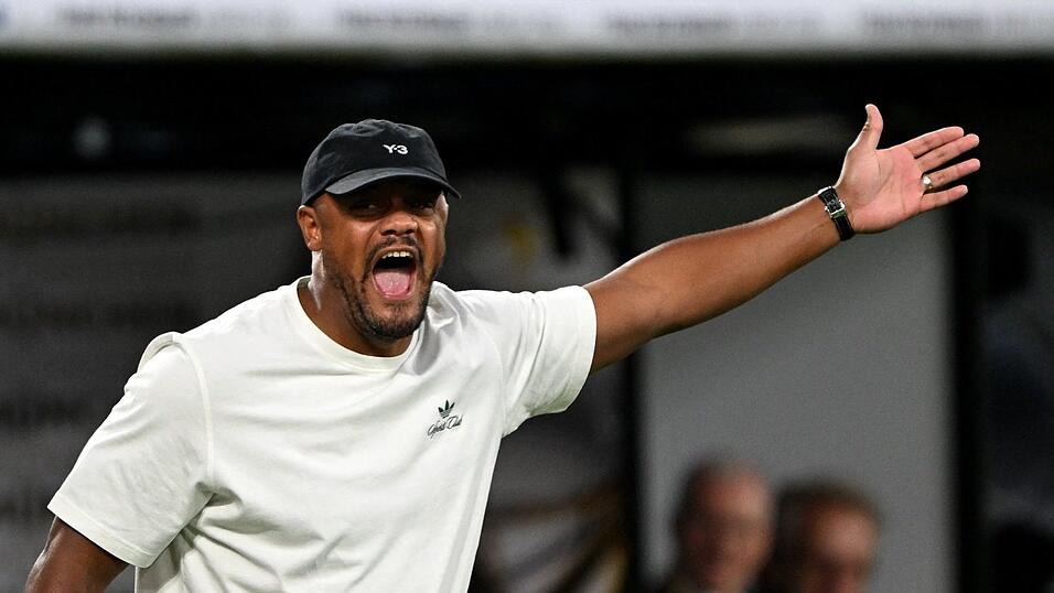 Vincent Kompany energisch an der Seitenlinie.